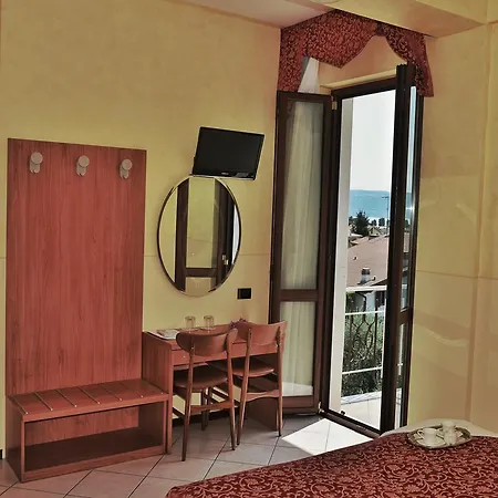 Sorriso 3* Тосколано-Мадерно
